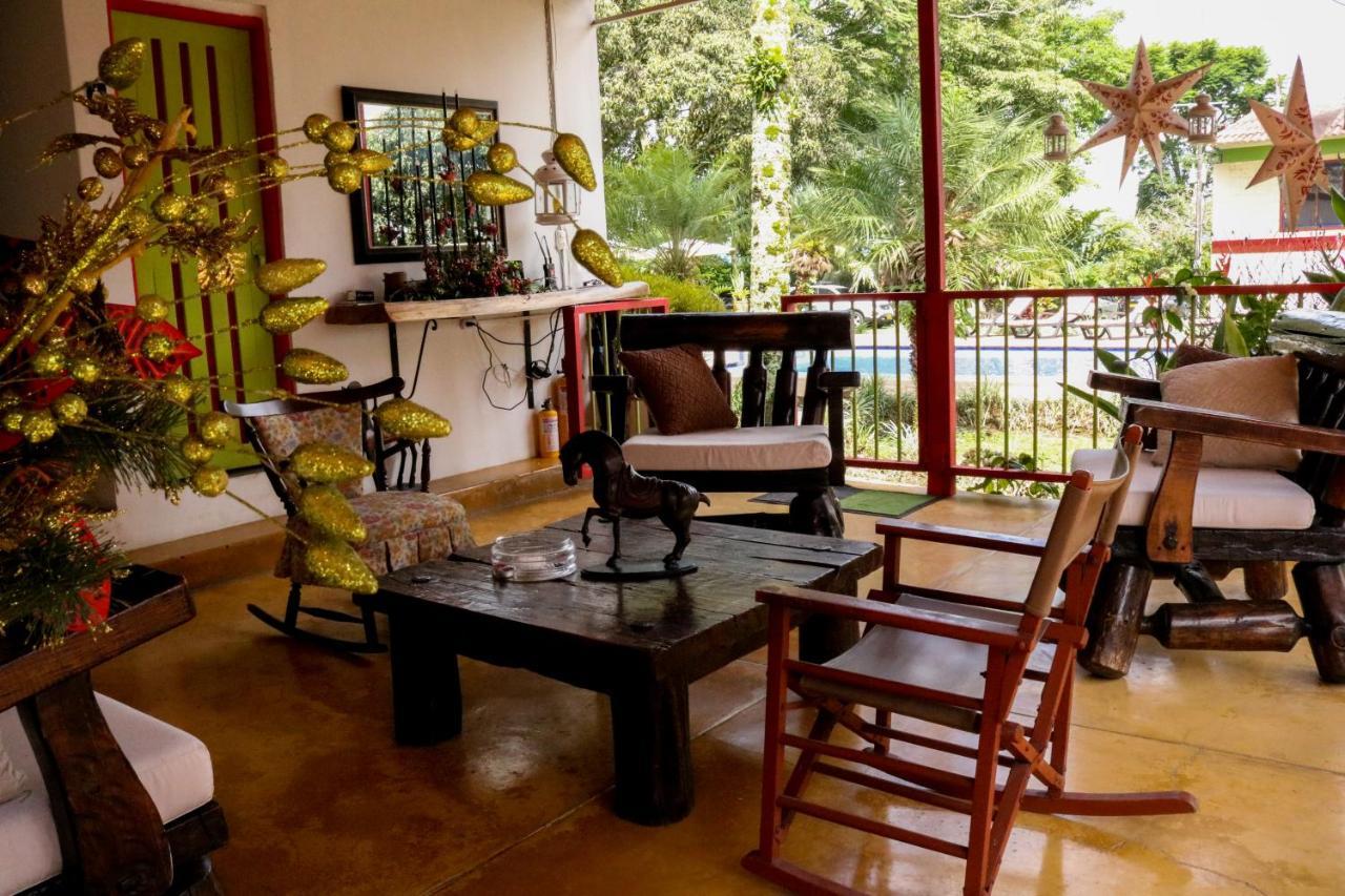 Finca Hotel El Laurel - Parque Del Cafe Монтенегро Екстериор снимка
